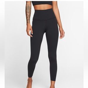 Nike Yoga Dri-FIT Luxe Leggings